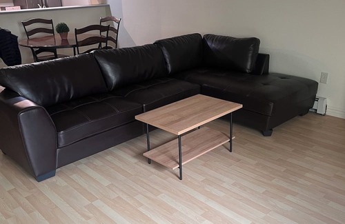 Tudor Area Condo | Beautiful Top Fl Condo - 5 min from U-Med District 2-bedroom condo in Anchorage