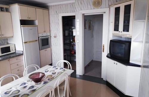 Almeria Apartment | Apartment 'Comfortable Excellent Views' with Sea View, Wi-Fi and Air Conditioning