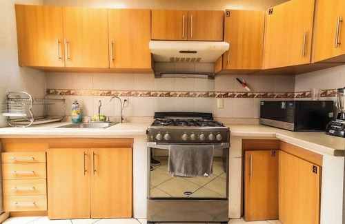Morelos House | Gaviota Summary: Aloj