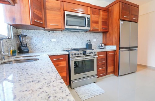 San Cristobal Apartment | Beautiful 2Bd/2bath apt W. AC, Garage & roof top