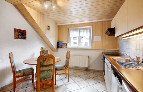 Adelhausen Apartment | Apartment 'With 60sqm' with Shared Garden and Wi-Fi