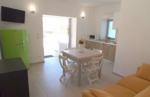 Torre Vado House | Villa Eliria B: A graceful apartment situated at a short distance from the beach, with Free WI-FI.