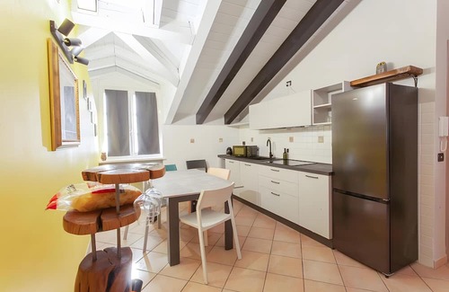 Aosta Apartment | Apartment 'Mema' with Mountain View and Wi-Fi