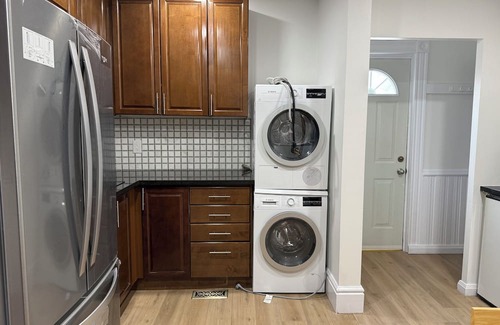 Guelph Apartment | Close to Downtown/university of Guelph Residence room 3