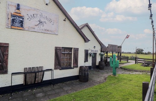Limavady Cottage | RUSTY BARN, pet friendly, character holiday cottage in Castlerock