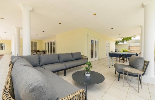Oranjestad Villa | Spacious 5BR4.5BA w/Pool @ DownTown I Close2Beach