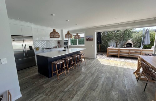 Papamoa Beach House | Stunning Family Home with Pool, Spa & Walk to Beach in Papamoa