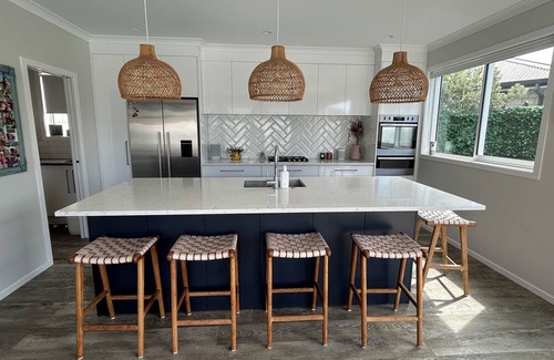 Papamoa Beach House | Stunning Family Home with Pool, Spa & Walk to Beach in Papamoa
