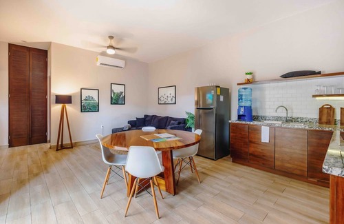 Colonos Cuzamil Apartment | Cozumel Chic Serviced Apt + Pool + Free Bikes + Starlink