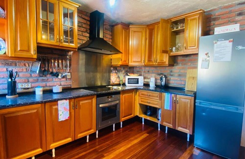 Granadilla de Abona House | Holiday Home 'El Pinito' with Sea View, Wi-Fi and Air Conditioning