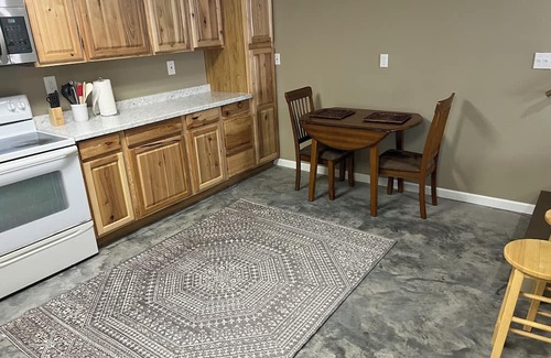 Fort Scott House | Charming 4-bedroom house with AC in Fort Scott