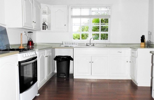 Bonne Terre House | Tranquil 3-bedroom house with Pool and Ocean View