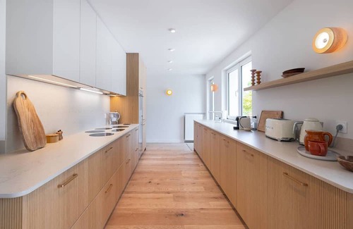 Le Touquet-Paris-Plage Villa | Charming Villa with Pool and Pets Allowed in the Heart of Le Touquet