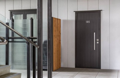 Grey Lynn Apartment | ⭐️ 5min Walk to Ponsonby Rd | Solara by Homello ⭐️