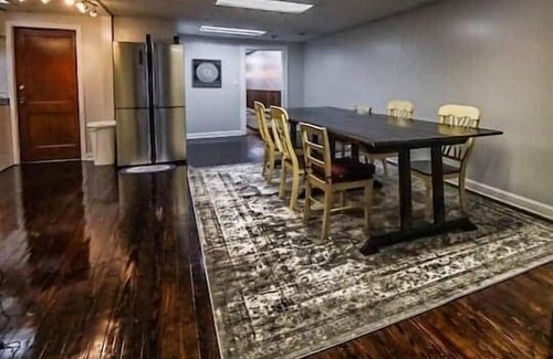 Fourmile Apartment | Pineville's Only Elite Inn: Luxe stays for the Discerning