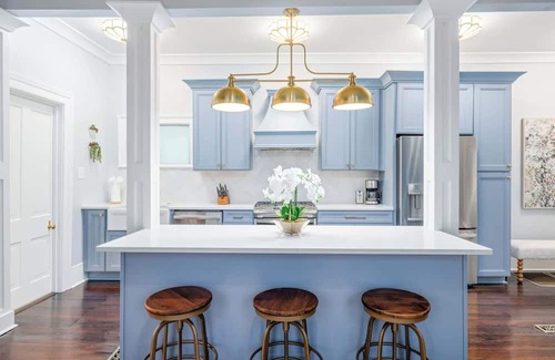 Cannonborough Elliotborough House | Hot Tub & Rooftop + Parking - 3 Blocks to King!