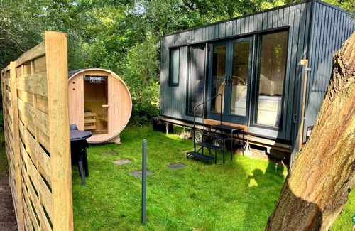 Kloster Lehnin House | Charming tiny house by the lake with outdoor sauna