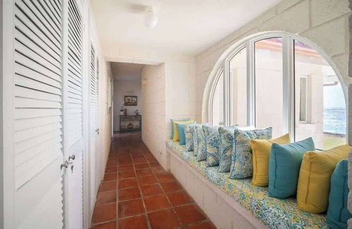 Long Bay House | ZenBreak Maltese Falcon 3bd