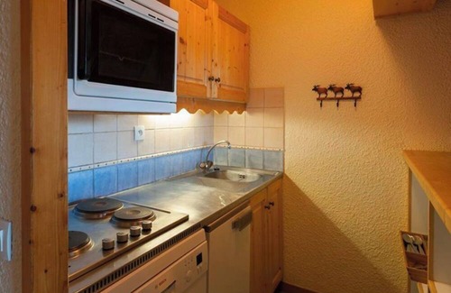 Doucy-Combelouviere Apartment | Beauregard 2P4 - One Bedroom Apartment, Sleeps 4