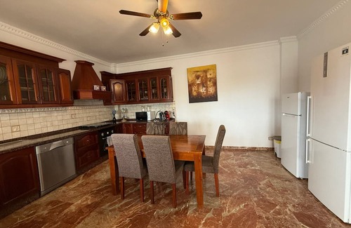 Adeje Villa | Vacation Villa 'Luxury El Mirador' with Sea View, Private Pool and Wi-Fi