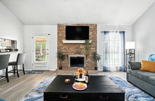 Abilene House | The Inland Tide 3 bedrooms 2 bath Entire home