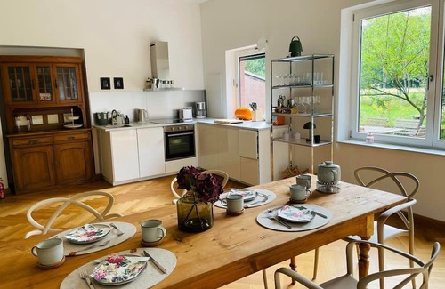Kall Apartment | Ferienwohnung Anstois - apartment/apartment, shower, WC, 2 bedrooms