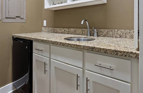 Nacogdoches House | nnWelcome to Lake Daze, your ultimate lakefront getaway on Lake Nacogdoches!