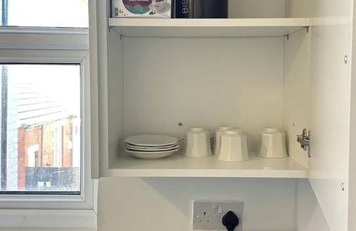 Jarrow Apartment | 3Bed Property in jarrow city, Ideal for NHS, Contractors &Families.Free parking.