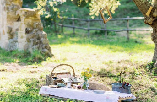 Tolfa Villa | Haven of peace and relaxation, surrounded by greenery, with swimming pool, just a stone's throw from Rome.