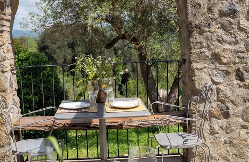 Tolfa Villa | Haven of peace and relaxation, surrounded by greenery, with swimming pool, just a stone's throw from Rome.