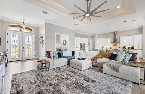 Burnt Store Isles House | Burnt Store Isles Luxury Canal Retreat - Private Pool + Spa + Outdoor Kitchen