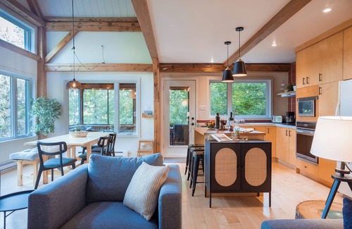 Mauricie Ski Chalet | Le Bon Vingt | AC | Veranda | Canoe & SUPs | Firepit