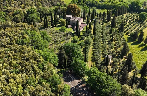 Simignano Villa | Historic Podere for 10 with Pool and Tennis Court close to Siena