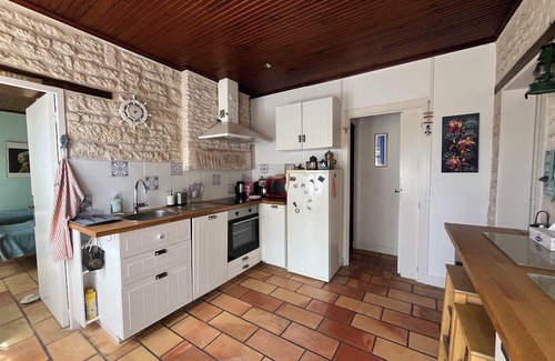 Domino House | Holiday Home 'Lisière De Forêt De Domino' with Private Terrace and Private Garden
