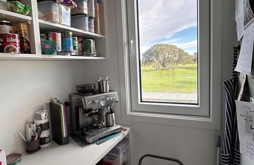 Mount Maunganui House | Family Paradise - 2 dwellings, Golf course views and beach across the road.