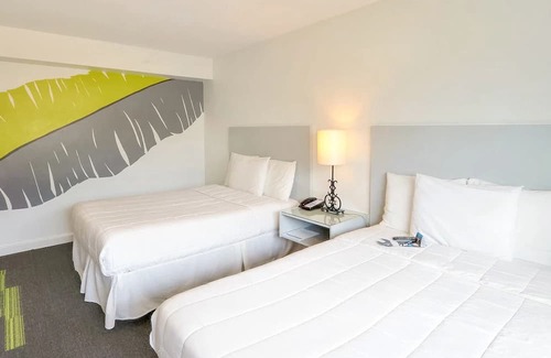 Miramar Hotel | 2 Units | Enjoy Island Comforts While Staying Steps from Condado Lagoon’s Beauty