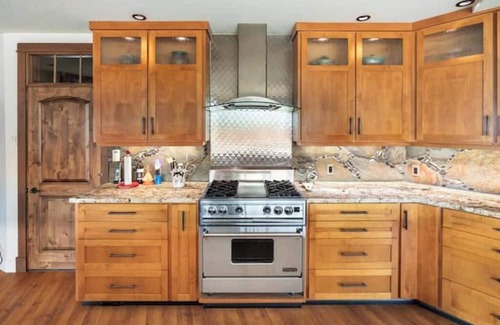 Central Okanagan House | Oasis in Oyama