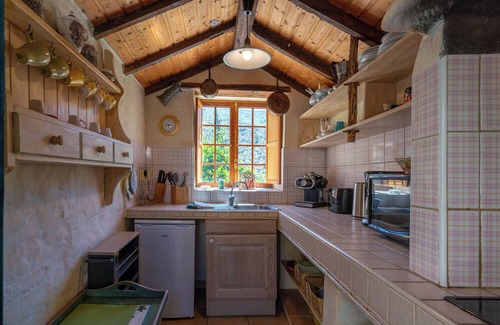 El Jaral Cottage | Private Cottage with shared Heatable Solar Pool, Sauna, Jacuzzi and Sea View