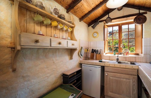 El Jaral Cottage | Private Cottage with shared Heatable Solar Pool, Sauna, Jacuzzi and Sea View
