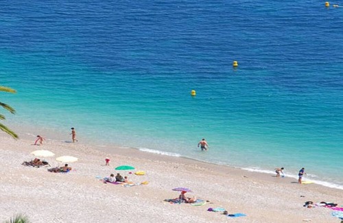 Roquebrune-Cap-Martin Apartment | 6-person Apartment with Wi-Fi in Roquebrune-Cap-Martin