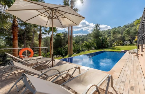 Felanitx Villa | Villa 'Foners' with Sea View, Wi-Fi and Air Conditioning