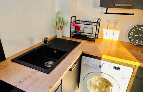 Chinon Apartment | Le Ronsard, Chinon View of the fortress & Collegiate church of Saint Mexme - Historic center 5mn
