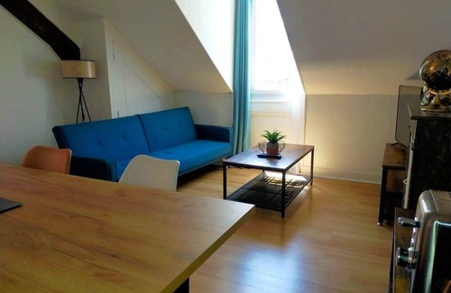 Miroir - Batignolles Apartment | "Le Ciel de Leboindre" 2bed station & center Free Park