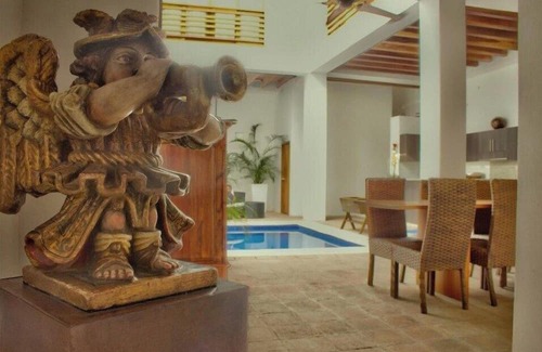 Historic Center House | Luxury Mansion With 5BR With great pool