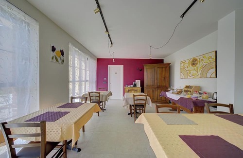 Tarantasca House | The Rose Garden of the Senses