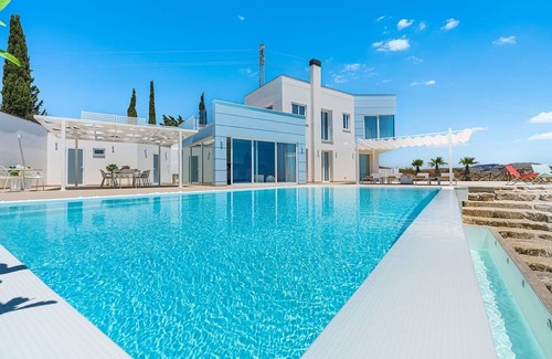 Montallegro Villa | Villa Bianca - Beautiful villa with sea views