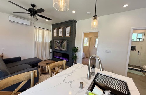 Mount Helix Cottage | Entire guesthouse in Spring Valley, California