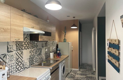 Beaumont Apartment | 🏡 Maison "L'Écolier" - Terrace & private parking - 10 min from Futuroscope