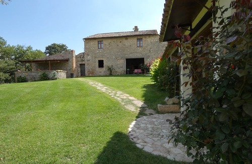 Corbara House | Escape to Umbria, Casale al Lago