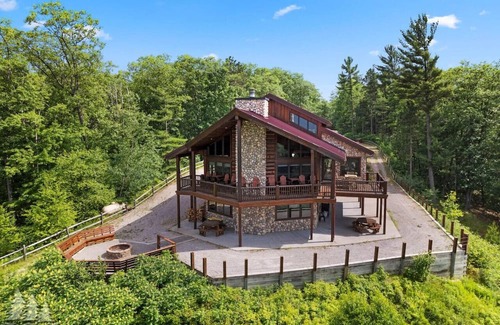 Mio Cabin | Caribou Ridge! Sleep 28+. 1of2 Lodges StunningView